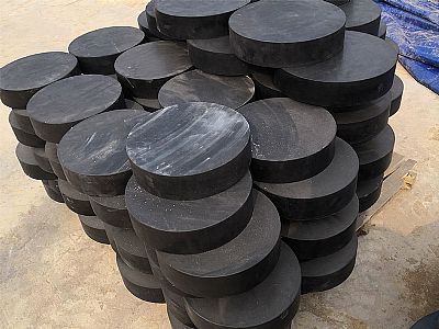 普定县板式橡胶支座由若干层橡胶片与薄钢板经加压硫化